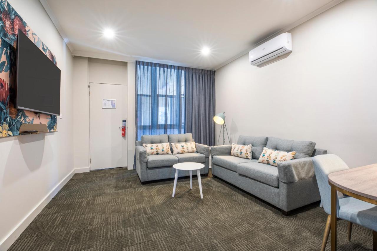 Nightcap At Sandbelt Hotel Moorabbin Exterior photo