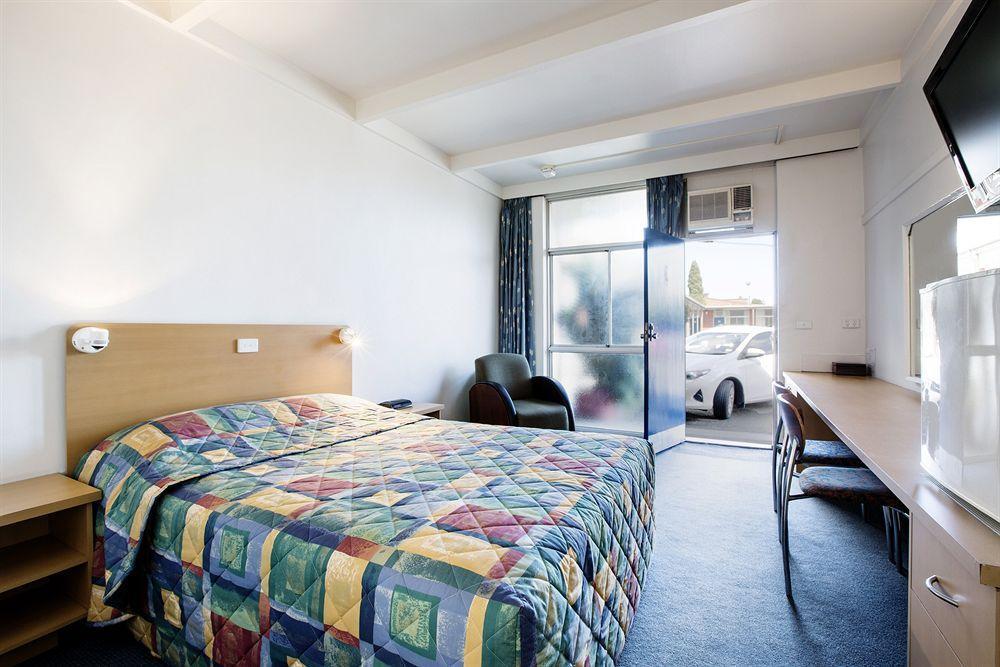 Nightcap At Sandbelt Hotel Moorabbin Exterior photo